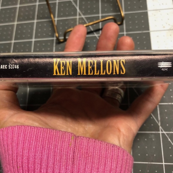 3/$32 VTG 1994 Ken Mellons Self Titled Debut Album Country Music Cassette Tape - Picture 2 of 7
